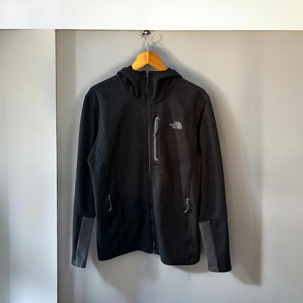 NWOT The North Face Men's Black Grey Performance Jacket! Large! New!
